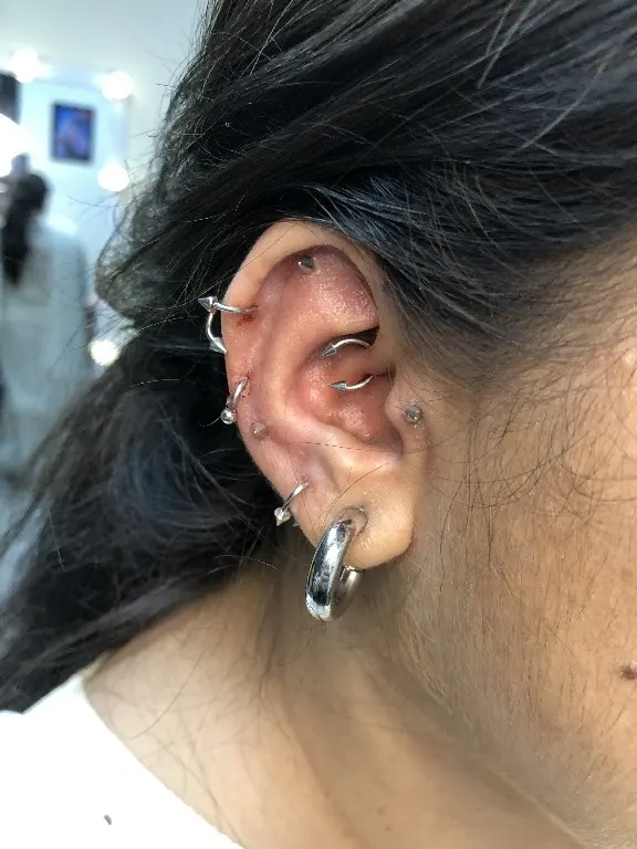 Syinger Tattoos piercing work